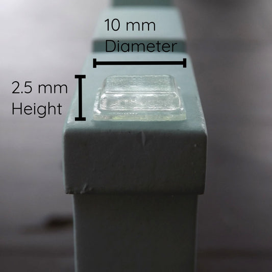 Measurements (10 mm x 2.5 mm) of the square flat bumper pads.